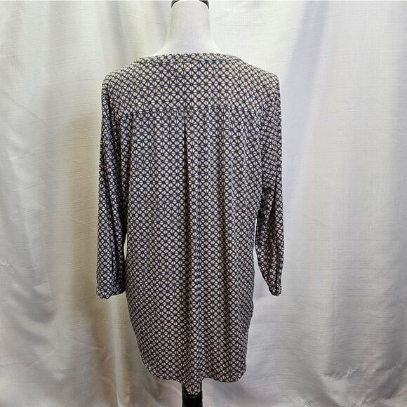 Dana Buchman Tan and Blue Geometric Print Popover Blouse Size XL - Picture 9 of 9